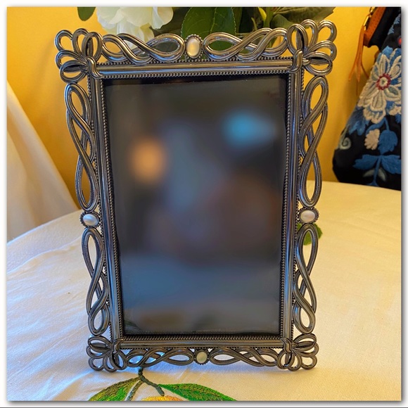 Picture Frame - Elsa L Inc. - Picture 1 of 5